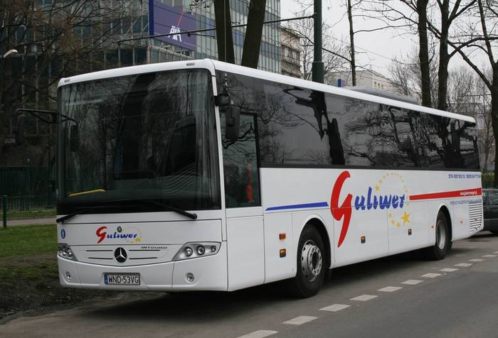 Świdnicka firma Guliwer odebrała pierwsze międzymiastowe autobusy Mercedes-Benz Intouro