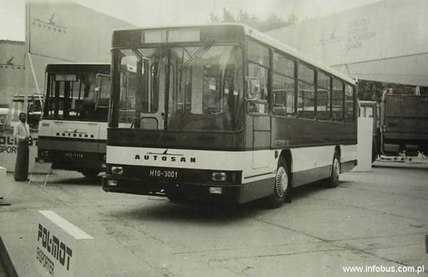 Ostatni prototyp H10-30, wykonany w 1988 r., podczas prezentacji na MTM Poznań