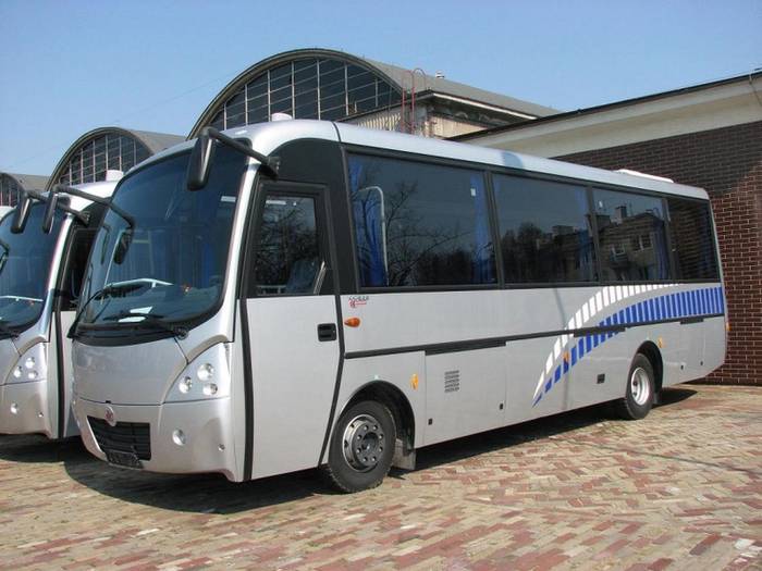 Autobus Kapena Tema dla Komendy Głównej Policji. Fot. Kapena SA