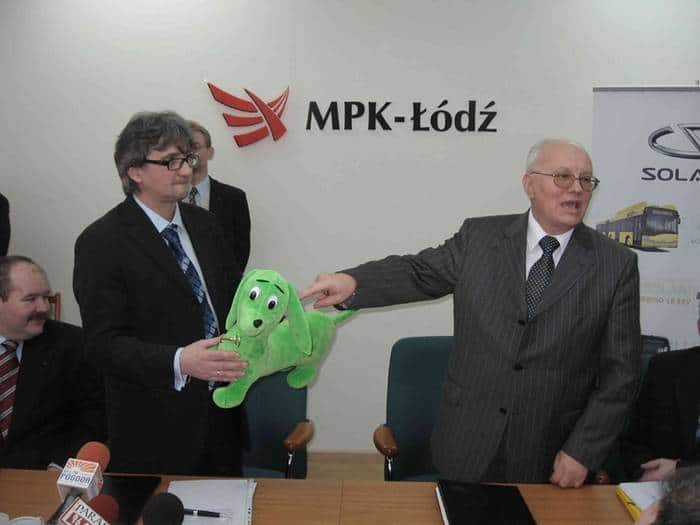 Podpisanie umowy między łódzkim MPK a firmą Solaris Bus&Coach