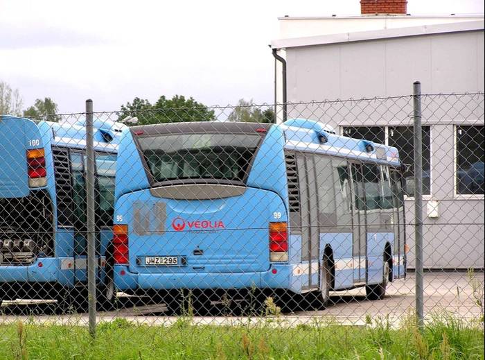 „Szpiegowskie”zdjęcia najnowszych etanolowych autobusów MZK Słupsk jeszcze przed ich przemalowaniem w barwy przewoźnika (fot. Piotr Proniuk)