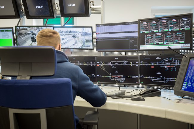 Rząd o wielkiej kolejowej awarii z 17 marca: Bez ekstra odszkodowań i kar