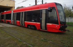 25-latek ze Świętochłowic, który w nocy z piątku na sobotę (28/29 października 2022 roku) bez uprawnień wyjechał tramwajem z zajezdni w Katowicach i - zabierając po drodze pasażerów - dojechał do Chorzowa, został w niedzielę aresztowany na trzy miesiące.