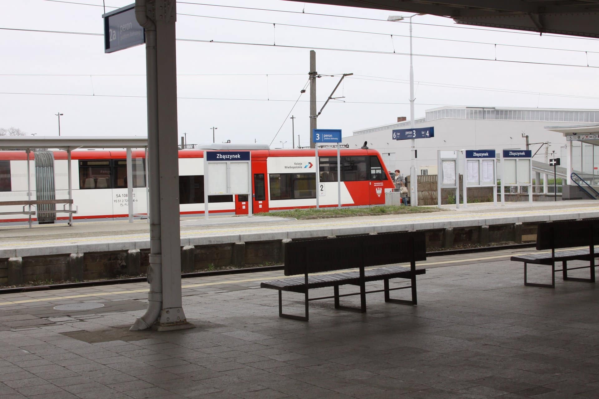 Inforail - Awaria sieci trakcyjnej w Zbąszynku. Wstrzymany ruch pociągów na trasie Warszawa – Poznań – Berlin