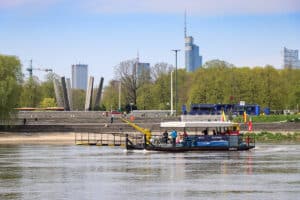 ZTM Warszawa ogłosił przetarg na świadczenie usługi żeglugi śródlądowej w formie przepraw promowych.