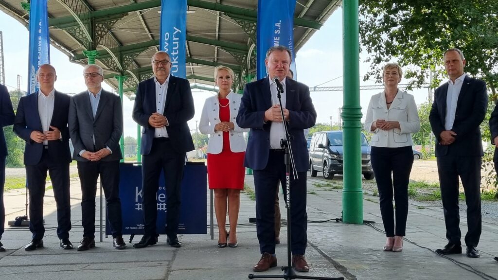 Podpisanie umów na inwestycje na Dolnym Śląsku