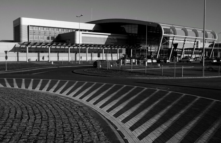 Port Lotniczy Poznań-Ławica im. Henryka Wieniawskiego