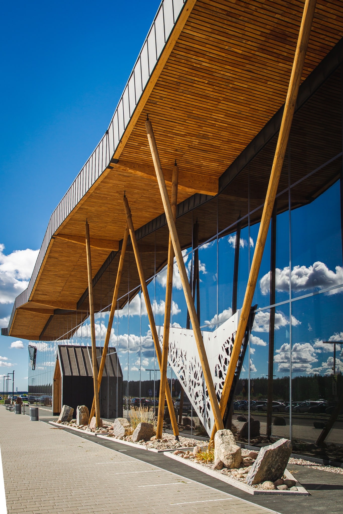 Infoair - Recykling samolotów zamiast strat. Lotnisko Olsztyn-Mazury z dużą inwestycją i nową specjalizacją