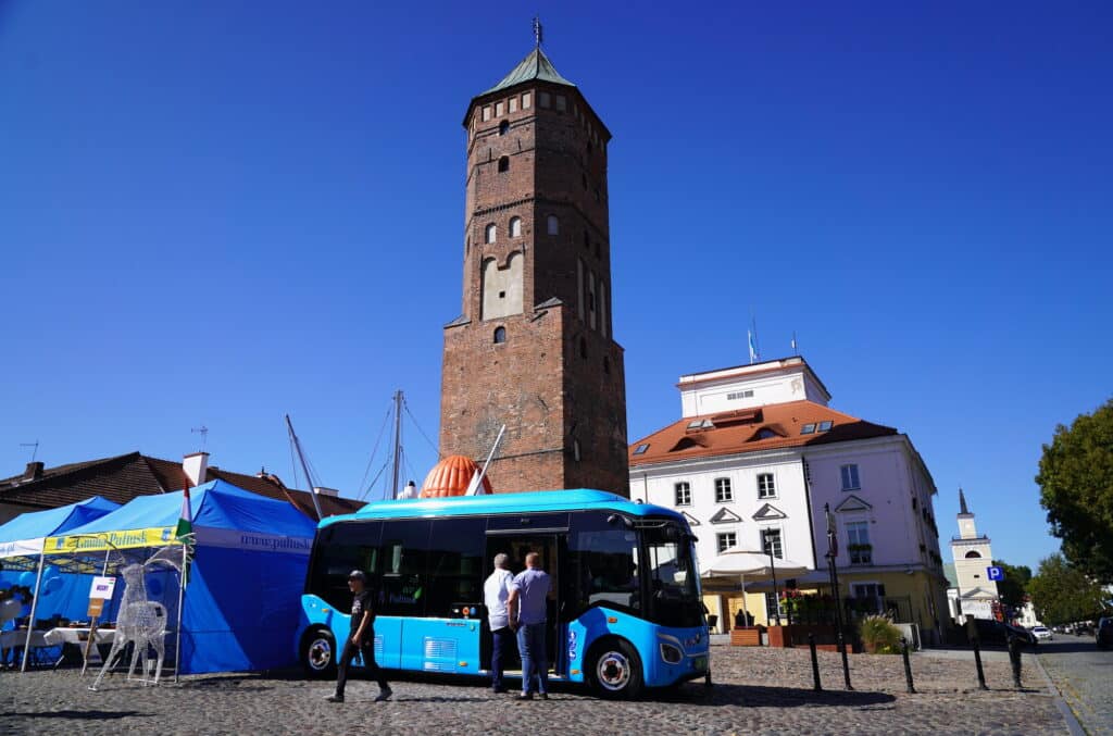 Nowy elektrobus Yutong E7 zadebiutował w Europie