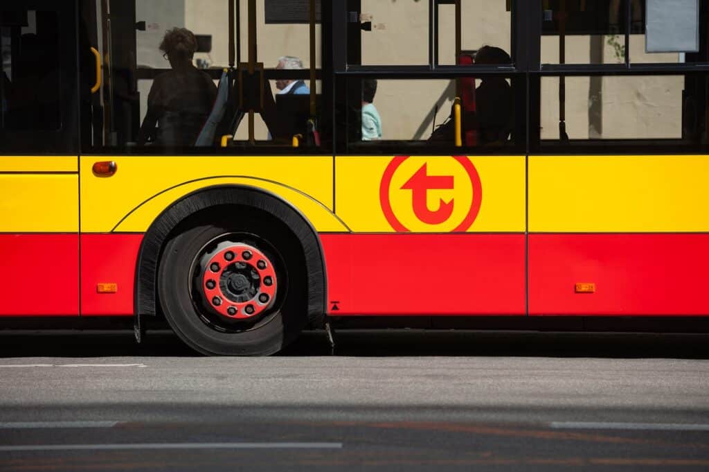 Autobusy w służbie zdrowia. W sobotę niezwykły pojazd rusza w trasę po Warszawie