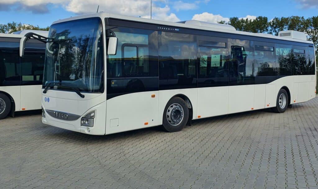 Przekazanie autobusów dla ZPG WTR - początek realizacji największego w Polsce zakupu dla komunikacji średniodystansowej