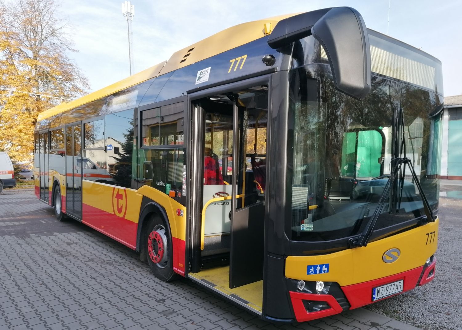 Infobus - KM Łomianki planuje leasing aż do ośmiu nowych autobusów. Startują konsultacje
