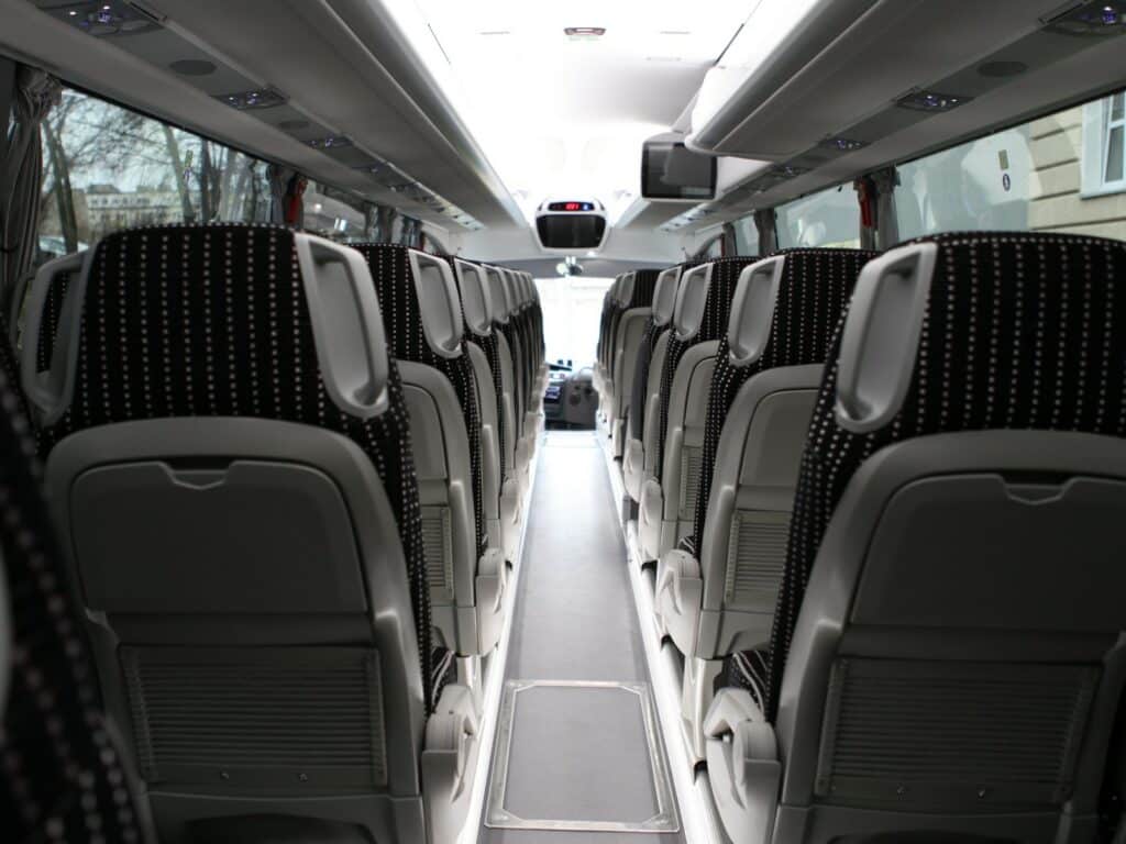 7 listopada Centrum Szkolenia Policji w Legionowie ogłosiło przetarg na dostawę dwóch autobusów – jeden klasy MINI, drugi klasy MEGA.