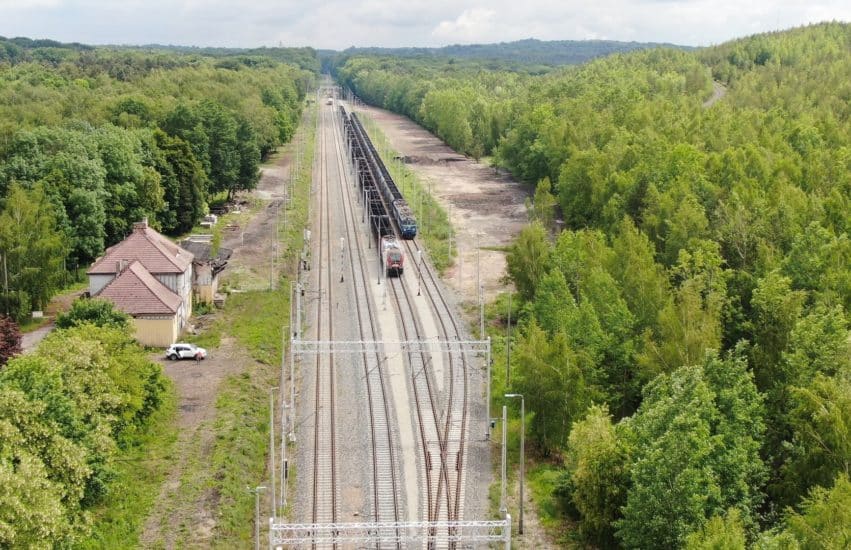 PKP Polskie Linie Kolejowe chciałyby w marcu br. podpisać umowę z wykonawcą rozbudowy linii kolejowych przez Katowice oraz przebudowy stacji Katowice – wynika z informacji spółki.
