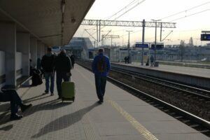 Bezpieczne podróże koleją
