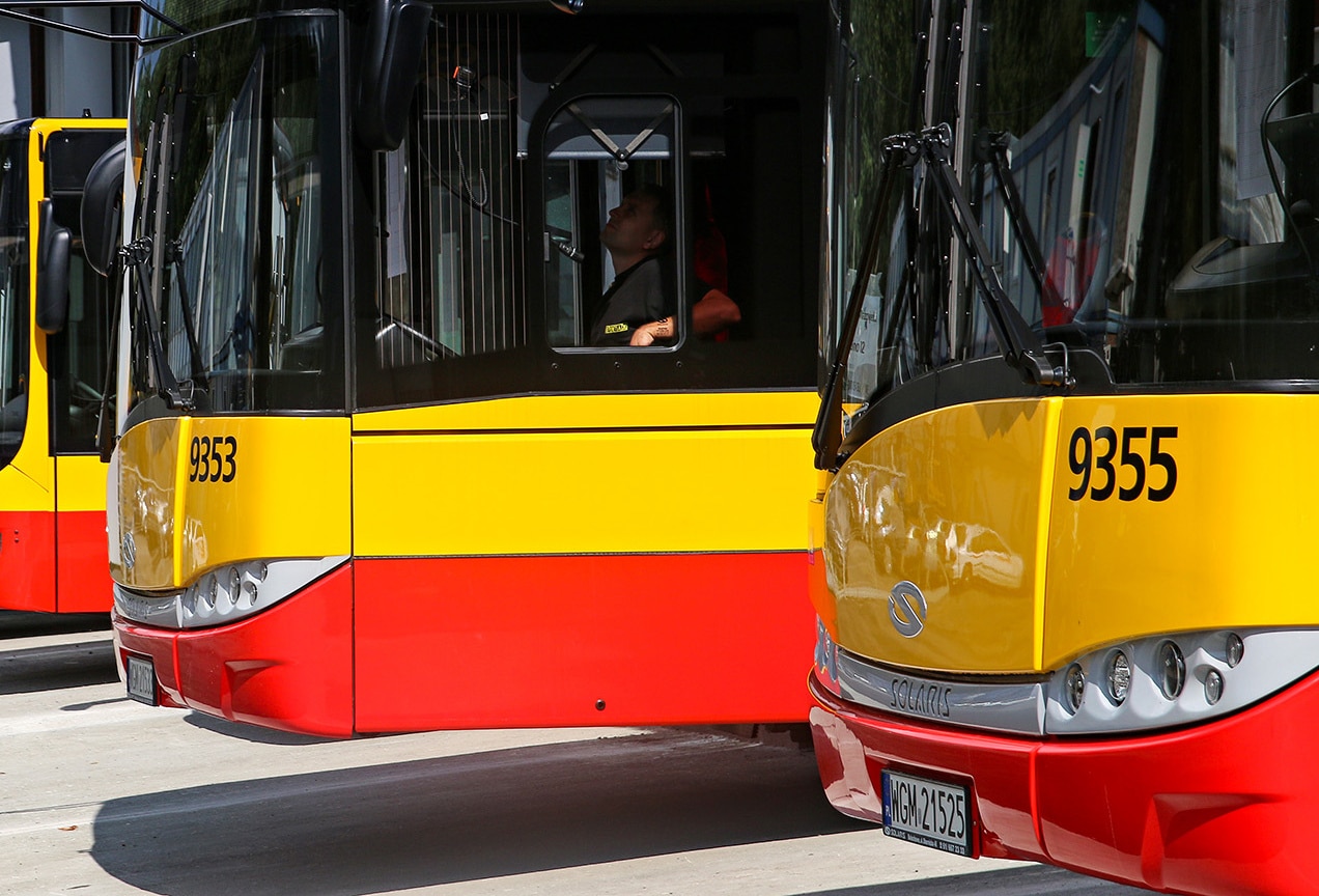Infobus - Warszawa jeszcze raz szuka operatora na 10 lat. Tym razem na 50 MAXI autobusów