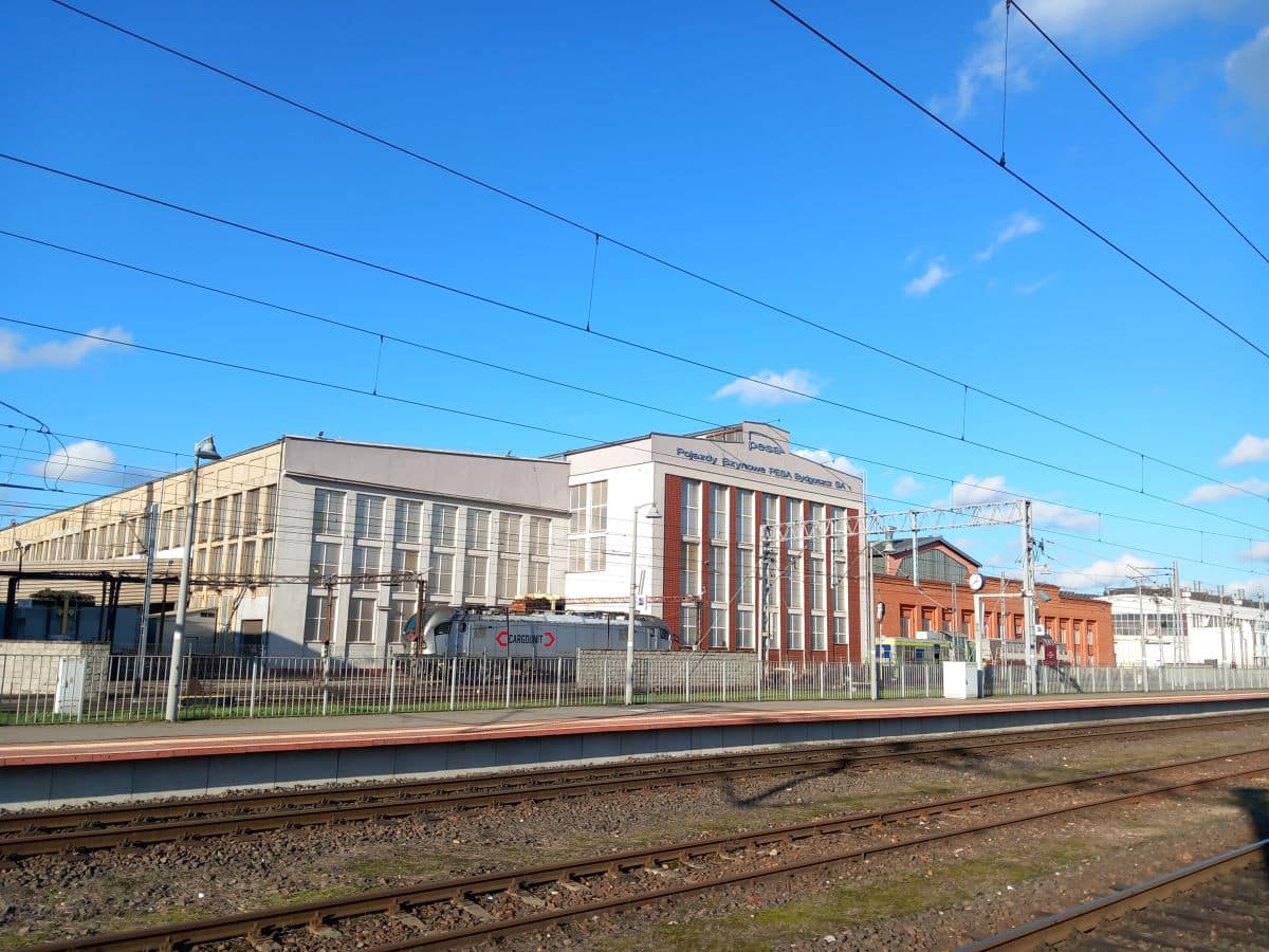 Inforail - Czy i jak PESA odpowie na współpracę Newagu z Siemensem?