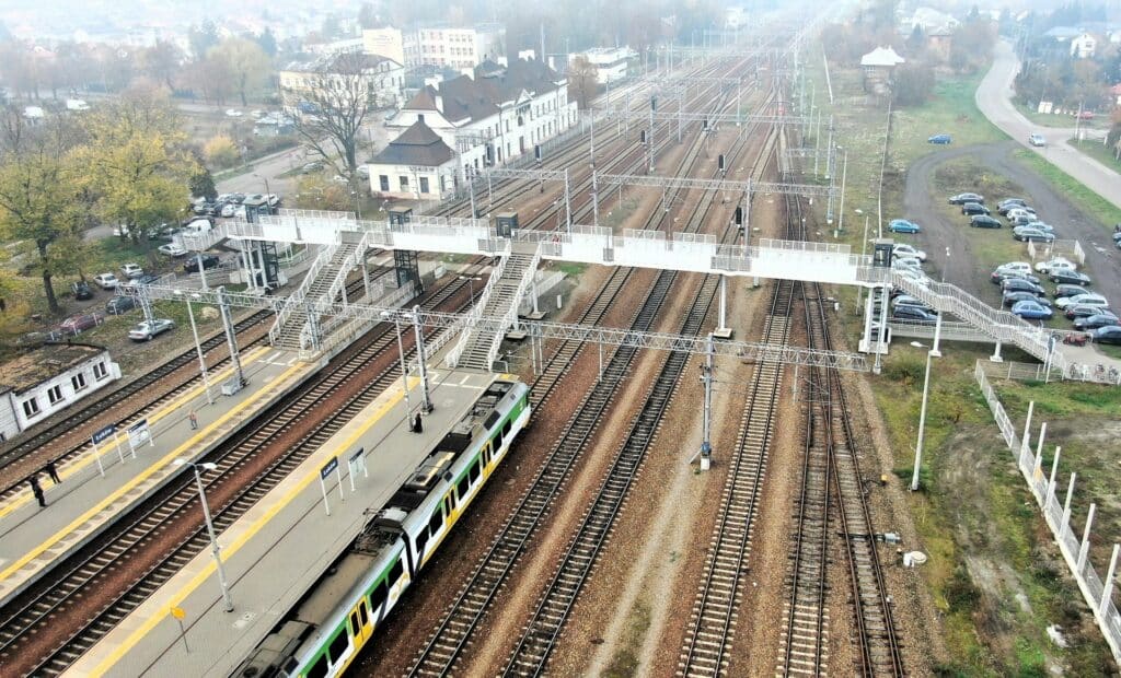 Sprawniejsze i bezpieczniejsze podróże między Łukowem a Radomiem Główny (lk26) zapewnią prace na 6-kilometrowym odcinku między Łukowem a Łukowem Łapiguz.