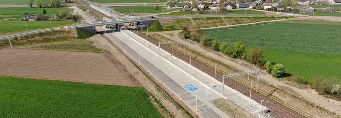 Na projekty transportowe Polsce przyznano 2,1 mld zł z unijnego instrumentu Łącząc Europę (CEF) - poinformowało Ministerstwo Infrastruktury. Najwięcej, bo ponad 1,7 mld zł przyznano na polskie projekty kolejowe.