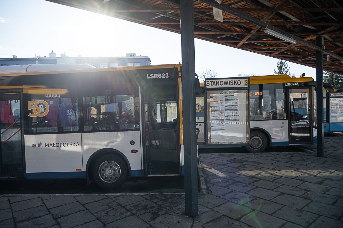 Infobus - Dodatkowe fundusze na małopolskie FRPA 2025: M.in na kolejowe autobusy MLD