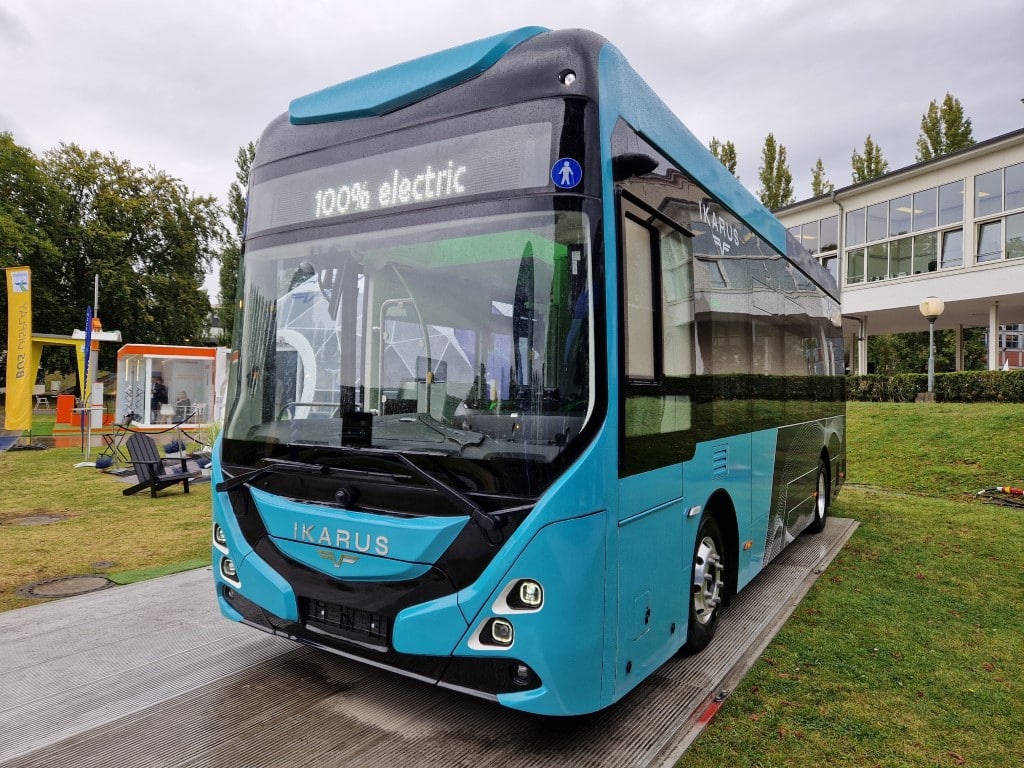 Infobus - Busko-Zdrój z trzema ofertami na MIDI autobusy elektryczne. Powrót Ikarusa z premierą