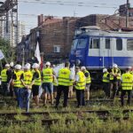 Protest na torach w obronie zwalnianych pracowników PKP Cargo i PKP Cargotabor