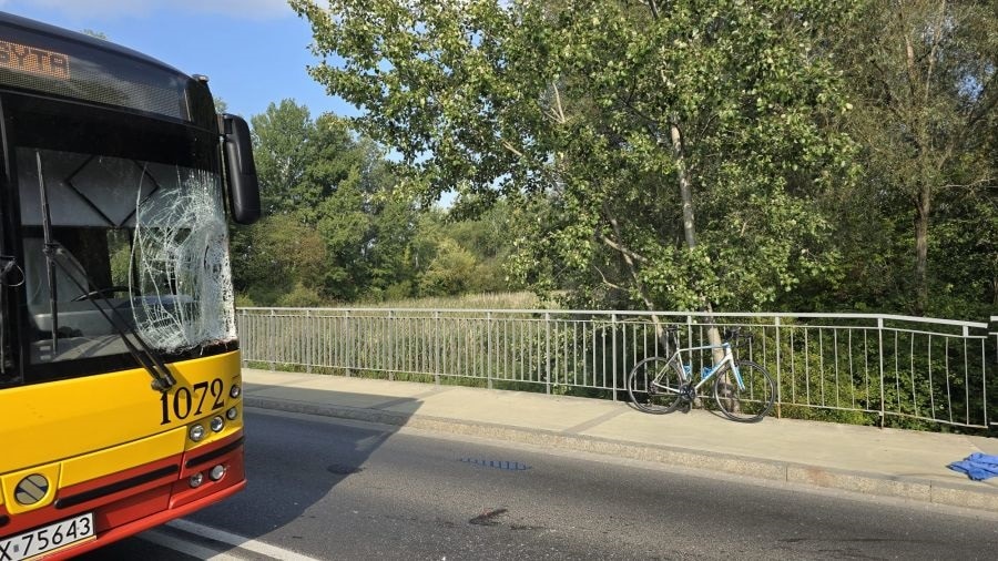 Wilanów: Rowerzysta ranny po zderzeniu z autobusem miejskim Mateusz SZmelter