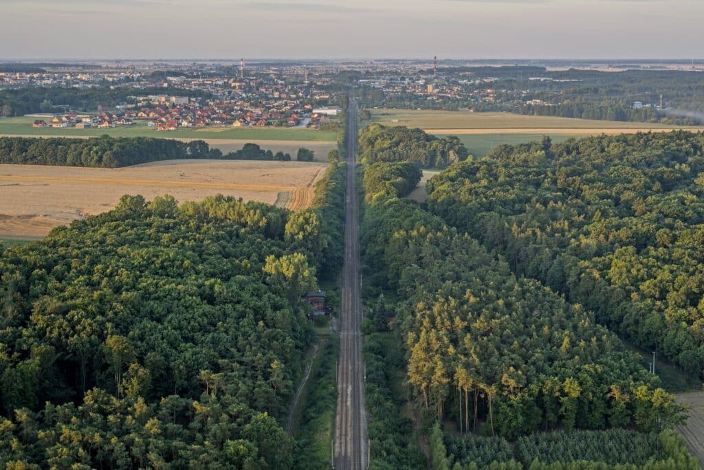 PKP PLK przedstawiają nowy plan adaptacji infrastruktury kolejowej do zmian klimatu foto: PKP PLK