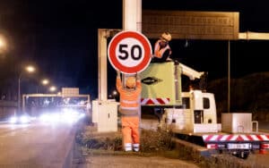 Francja/ Na obwodnicy Paryża kierowcy muszą zwolnić do 50 km/h