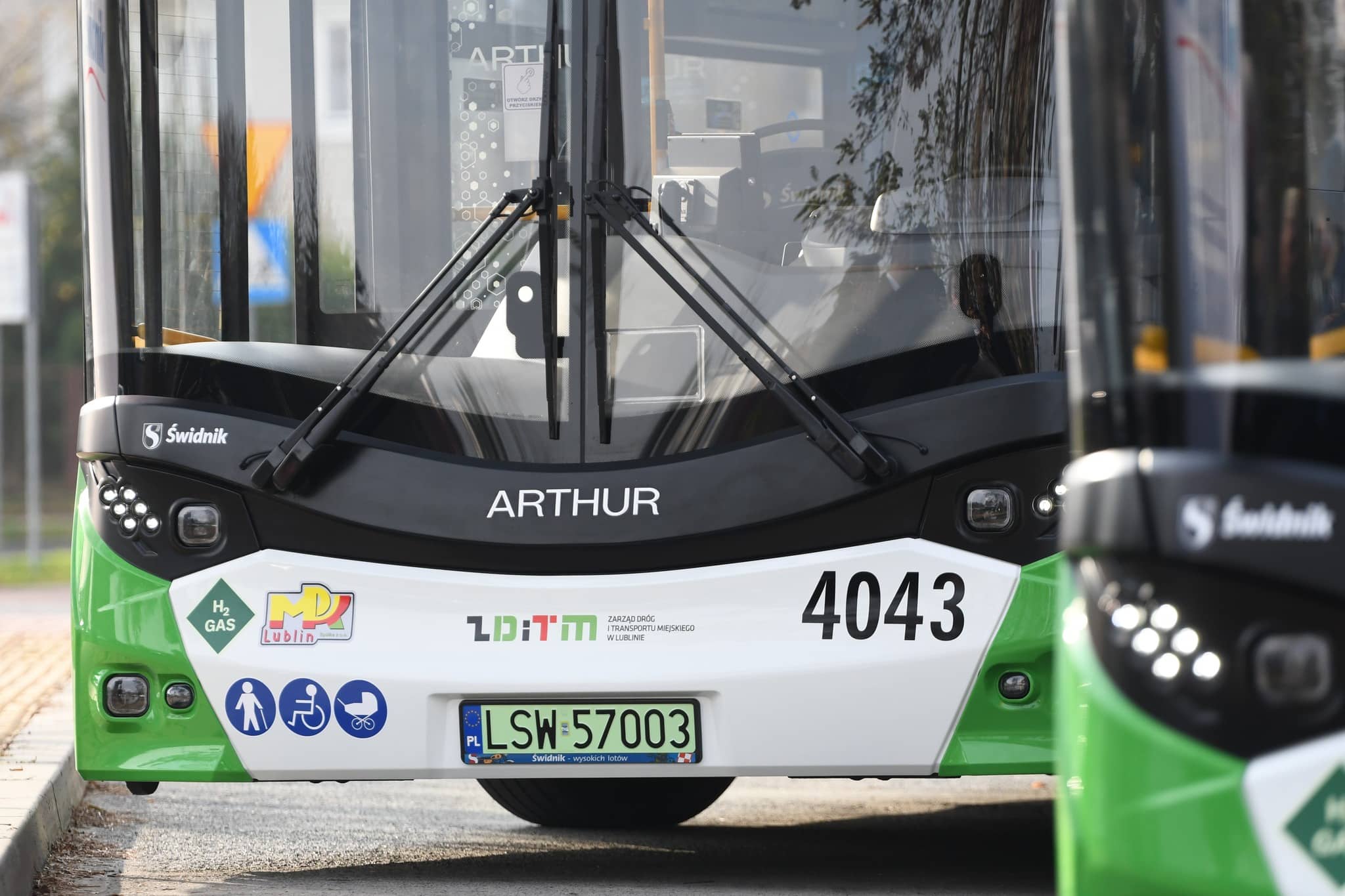 Infobus - Dotacja z KPO na lubelskie wodorowce przepadła. NFOŚiGW nie dał zgody. Arthur Bus z karami