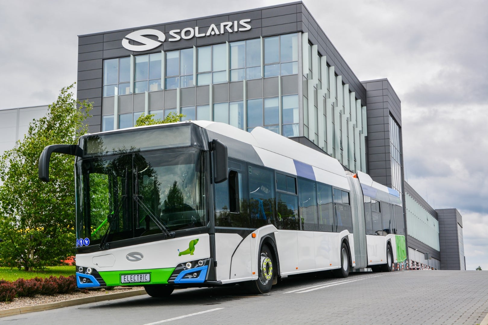 Infobus - 20 elektrobusów dla SPA Klonowica: Kolejne Solarisy, czy czas na zmianę? Analiza SWZ