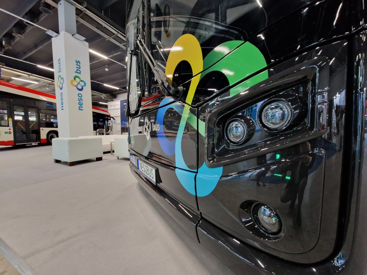 Infobus - Grupa Polsat Plus przyspiesza inwestycje w autobusy wodorowe. 46 NesoBusów w 4 miastach