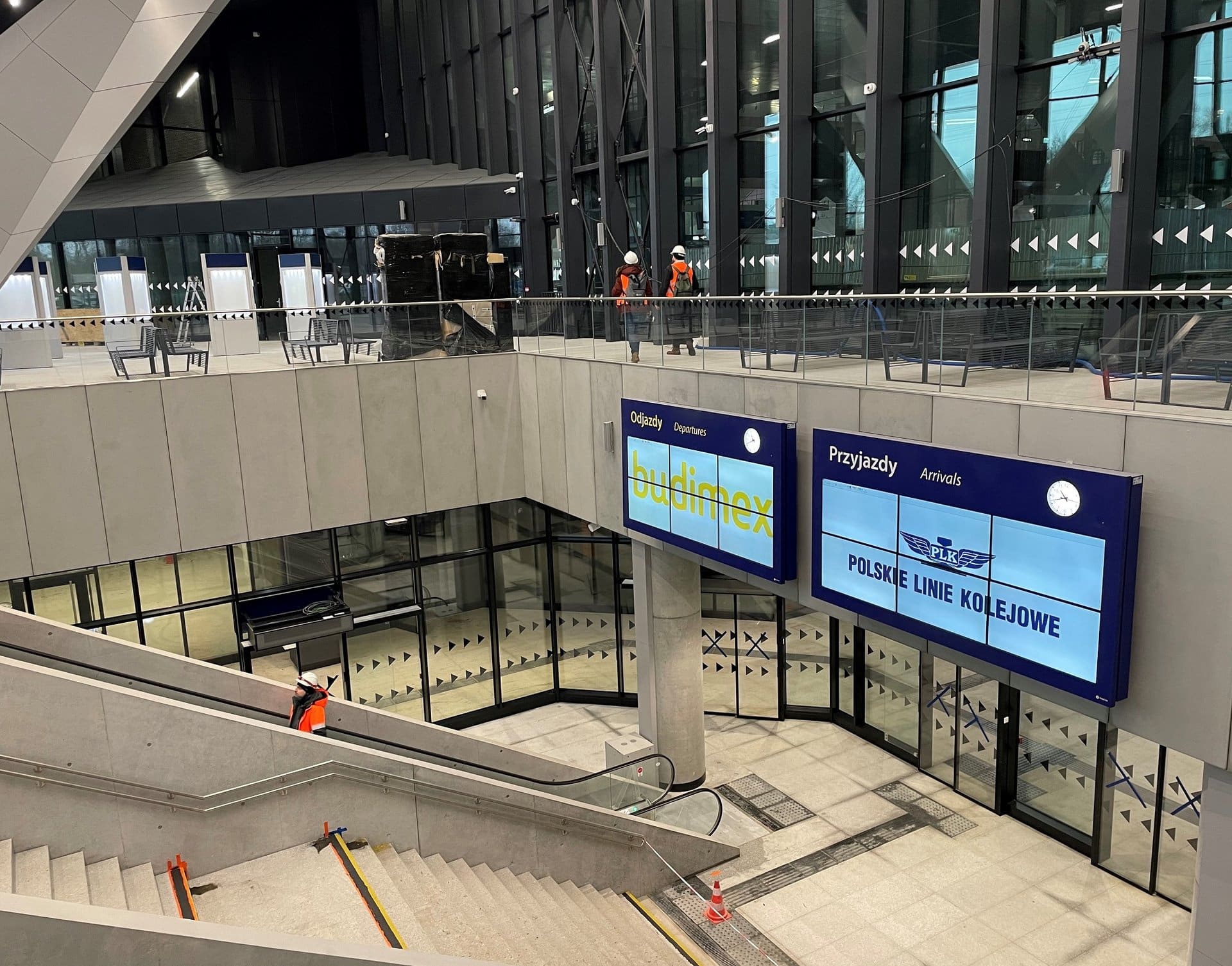 Inforail - Nowe przejście podziemne pod Dworcem Zachodnim wreszcie zostanie otwarte