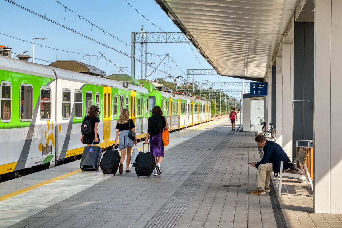 Inforail - ZTM Warszawa tnie linię 521 i nie tylko. Przez remont…linii kolejowej