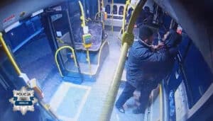 Mazowieckie/ Odważna kierująca autobusem pomogła zatrzymać niebezpiecznego agresora