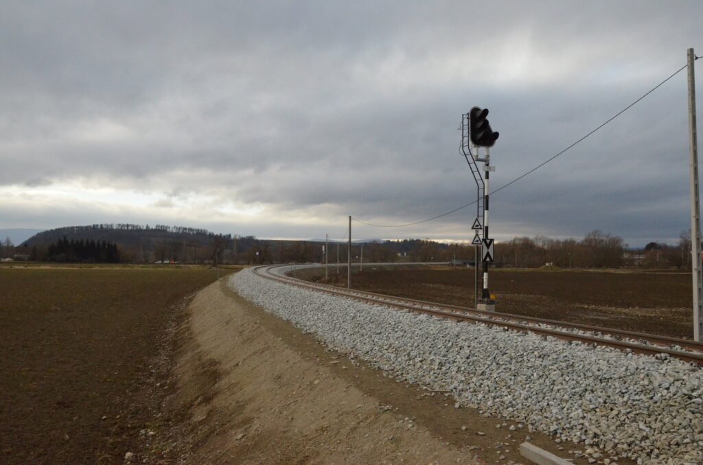 Na ferie pociągi wracają do Kudowy-Zdrój foto: PKP PLK
