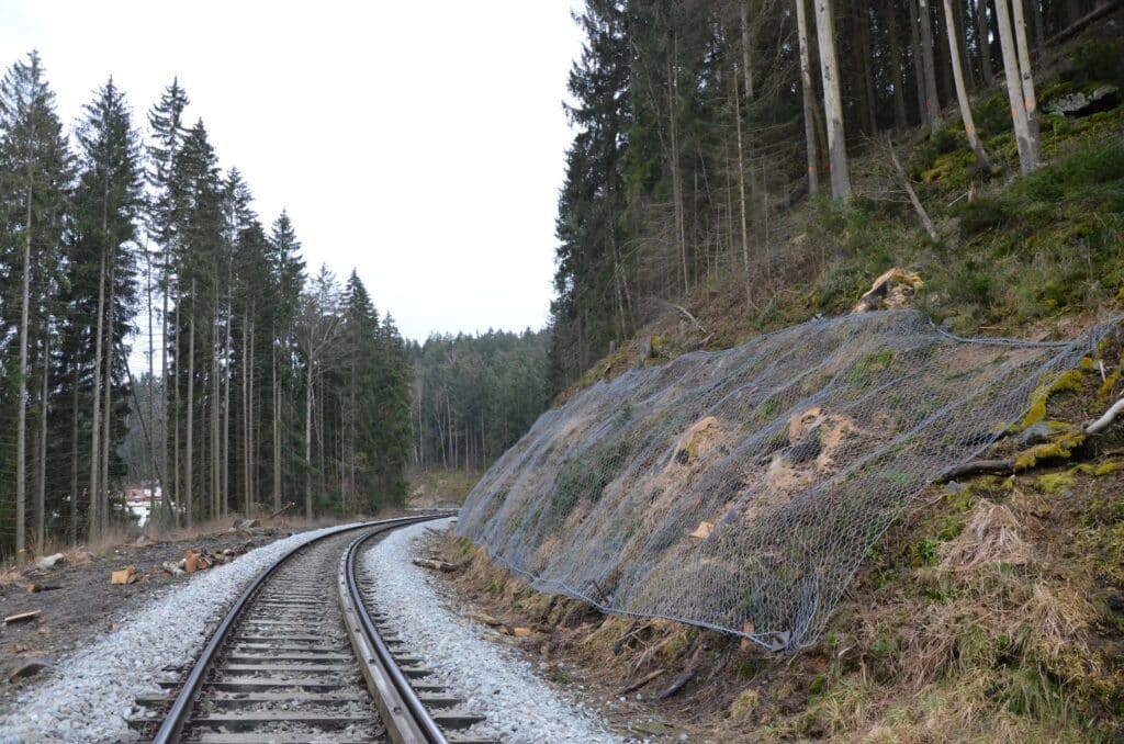 Na ferie pociągi wracają do Kudowy-Zdrój foto: PKP PLK