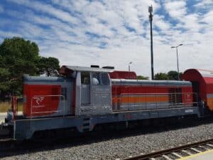 Inforail - POLREGIO ogłasza przetarg na weryfikację i wykonanie P4 lubuskiej lokomotywy SM42