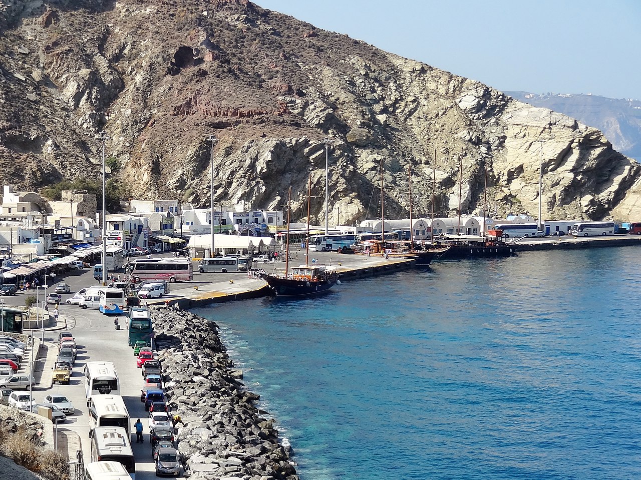 Infoship - Na greckiej wyspie Santorini powstanie port ewakuacyjny