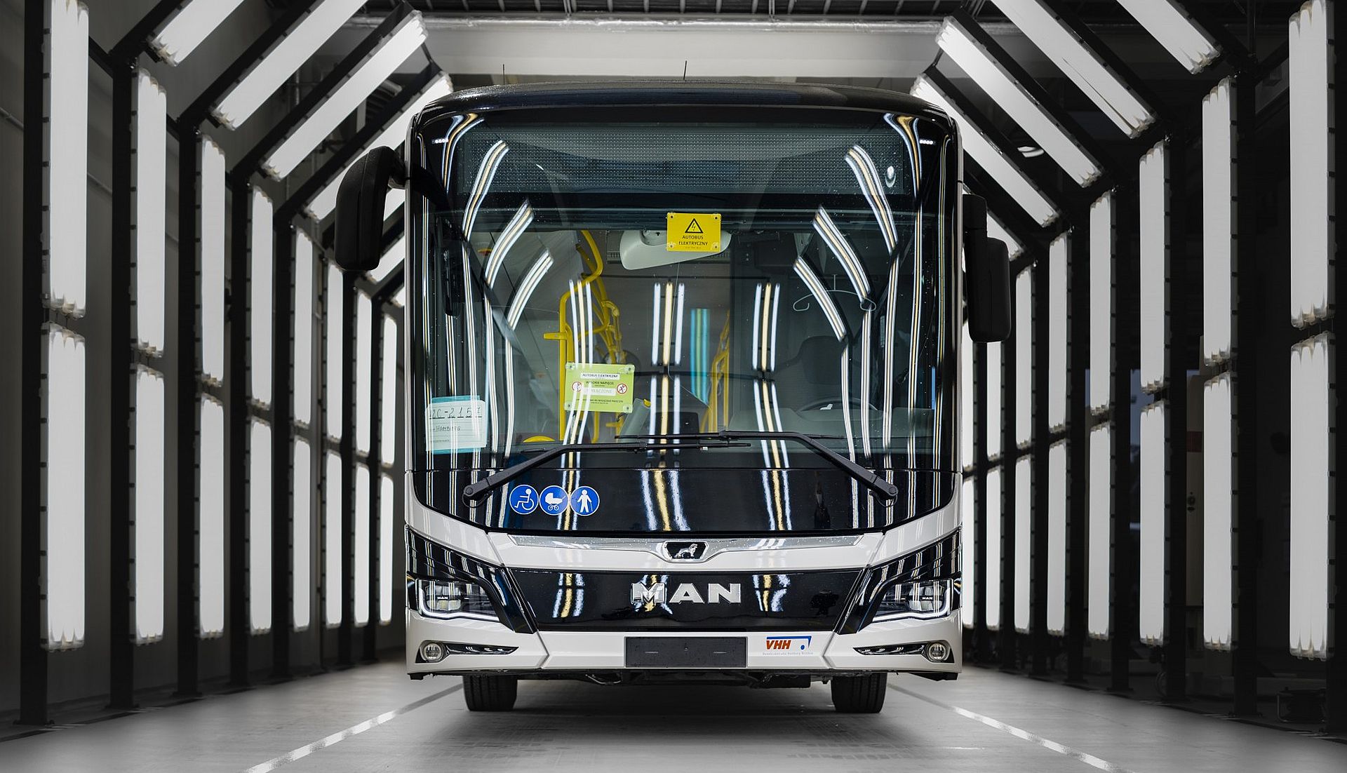 Infobus - Děčín zamawia 21 autobusów elektrycznych od MAN, który wygrał z Solarisem, SOR i Iveco