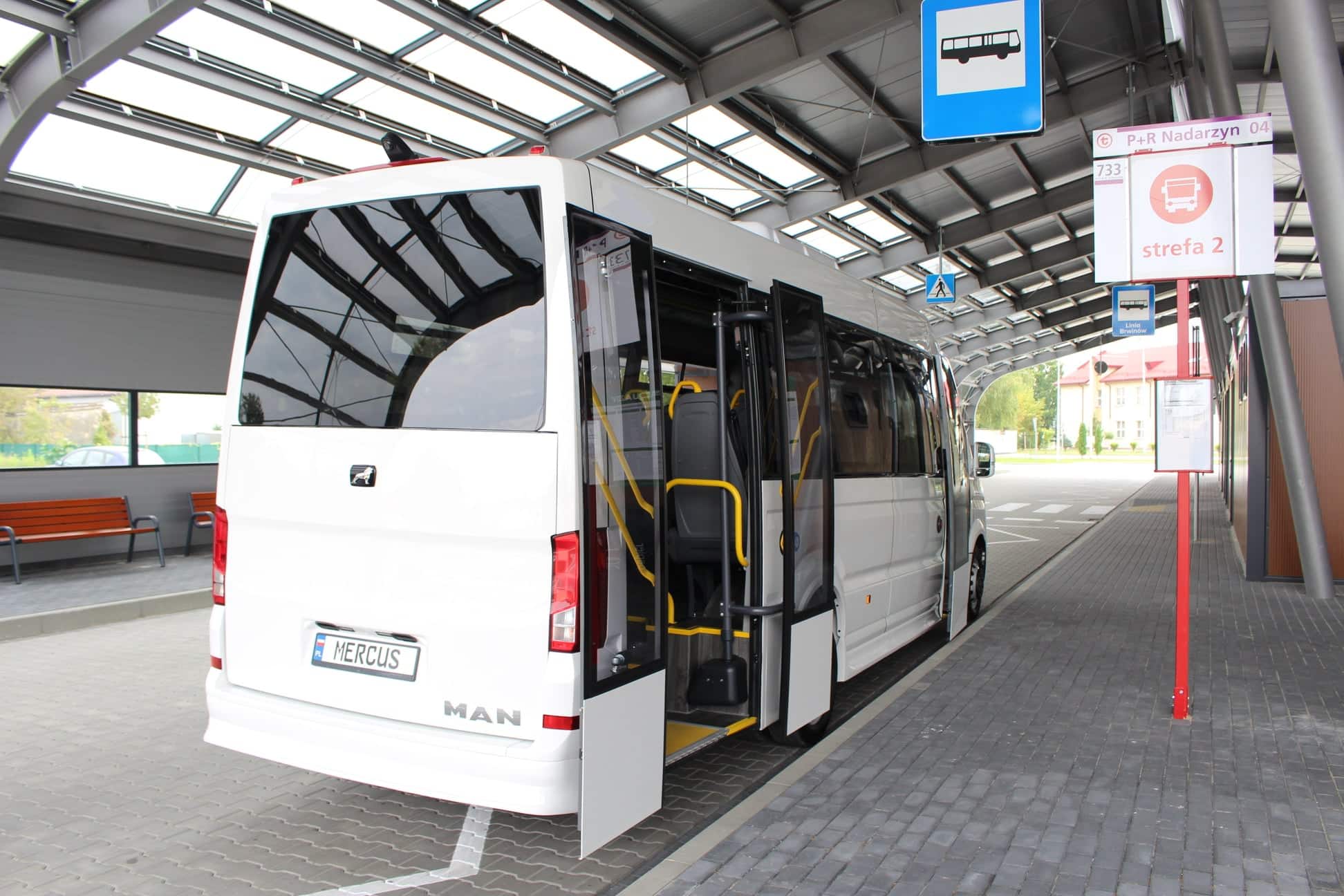 Infobus - Bus-Center i Mercus z ofertami na autobusy dla Gminy Głusk