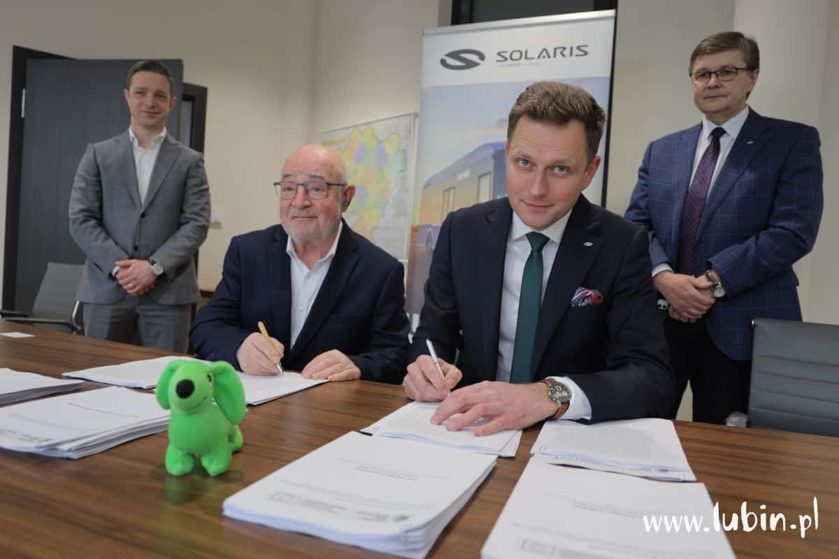 Infobus - Pierwsza umowa na linii PKS Lubin-Solaris. Na 12 autobusów elektrycznych z CUPT-KPO