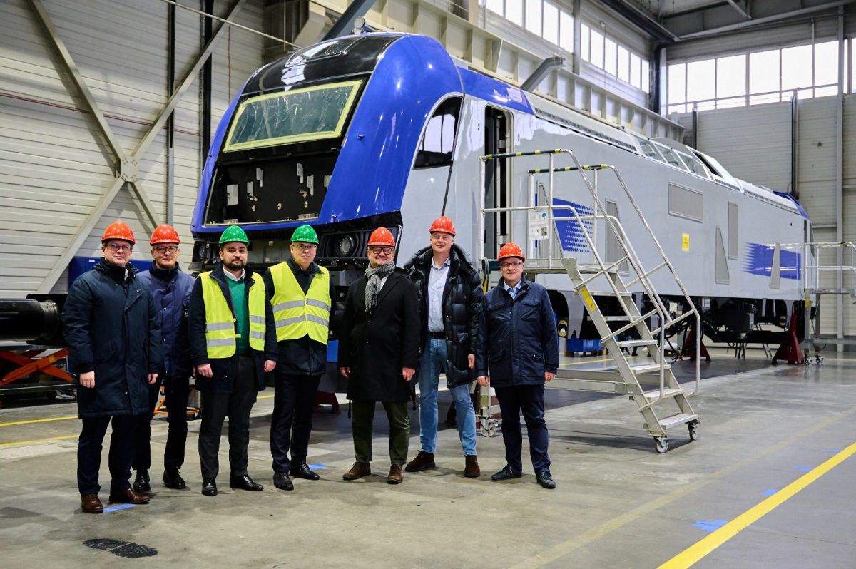 Inforail - Nowa lokomotywa hybrydowa dla PKP Intercity. Homologacja ruszy latem