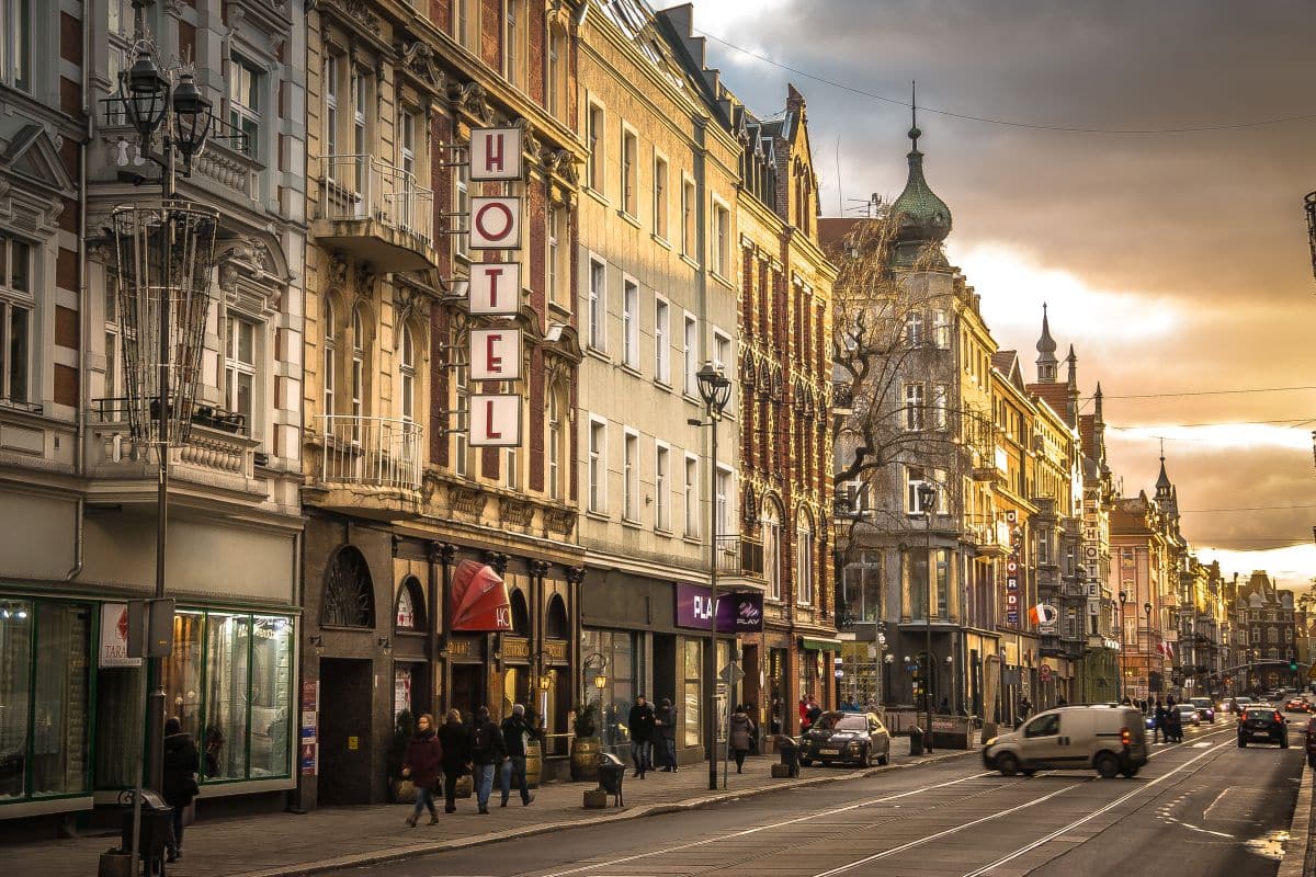 Infotram - Gliwice od 15 lat nie zagospodarowały ulicy po zlikwidowanych tramwajach