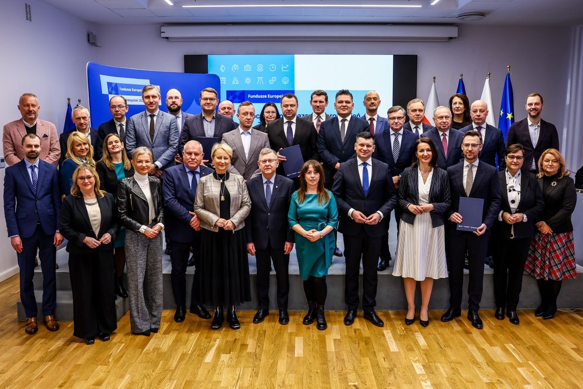 Infotrans - Małopolska ma 1,5 mld zł na 470 projektów zintegrowanych, w tym transport publiczny