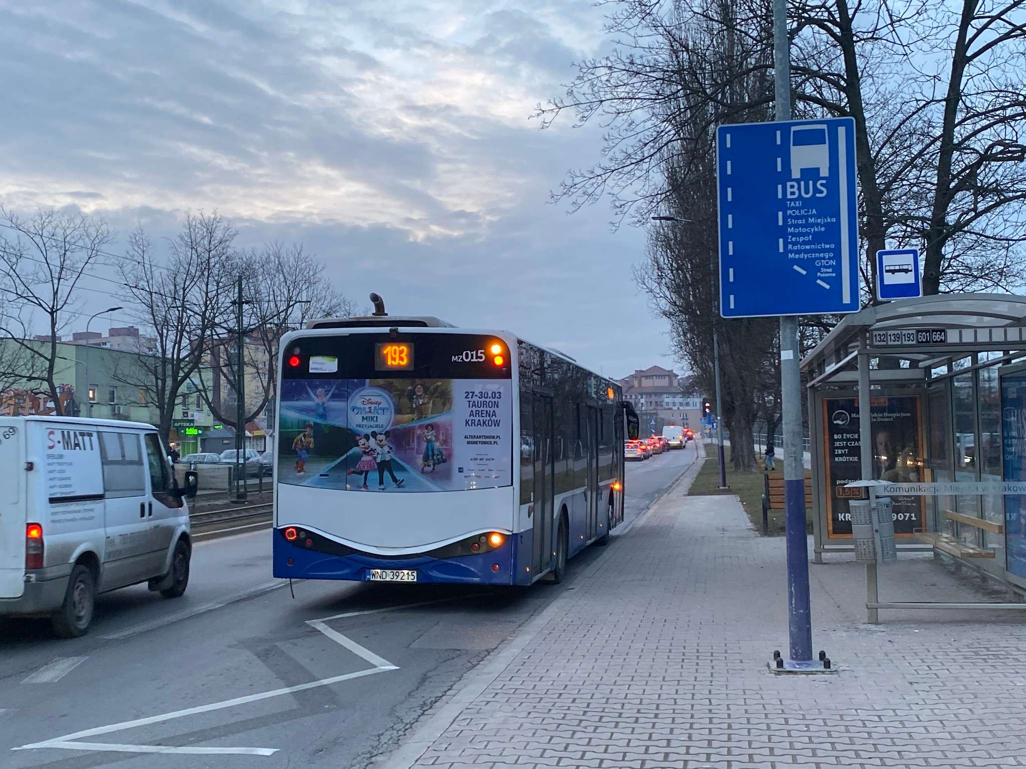 Infotrans - Kraków ulega motoryzacyjnemu lobby i likwiduje buspas na Mikołajczyka