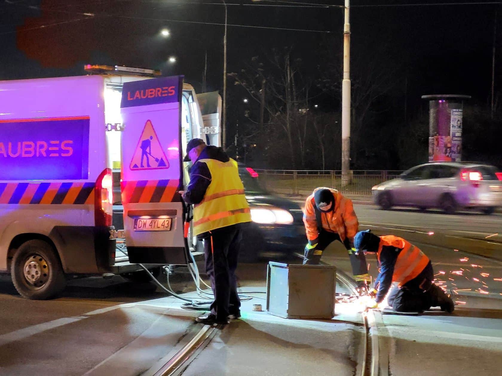 Infotram - Twist wykoleił się we Wrocławiu