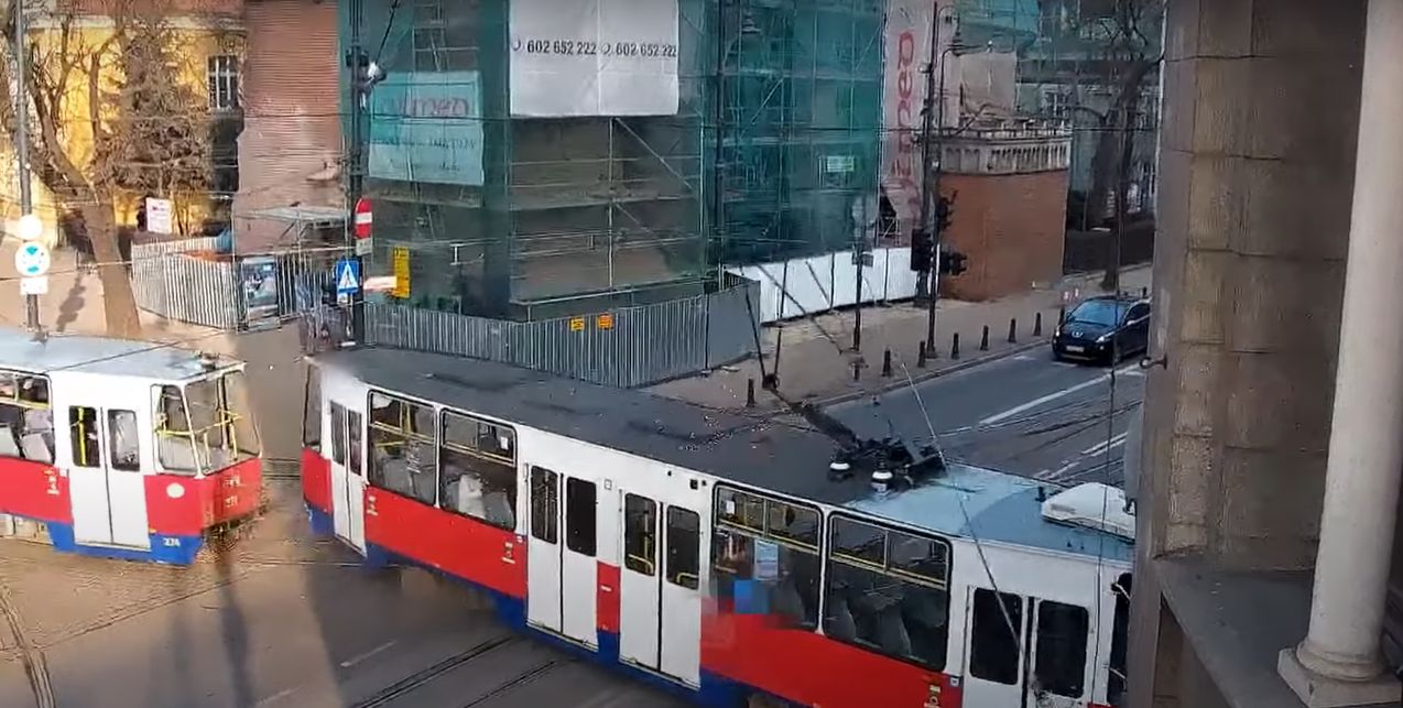 Infotram - Bydgoszcz po wykolejeniu tramwaju: MZK wini torowisko, ale karze też motorniczego