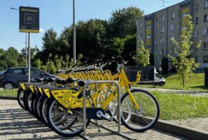 Metrorower rusza już 1 sierpnia, dając mieszkańcom i turystom wygodny sposób na przemieszczanie się po mieście i okolicach.