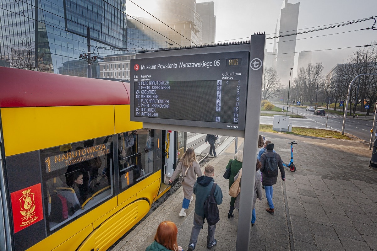 Infotram - Nowy system sterowania ruchem z priorytetem dla tramwajów w centrum Warszawy